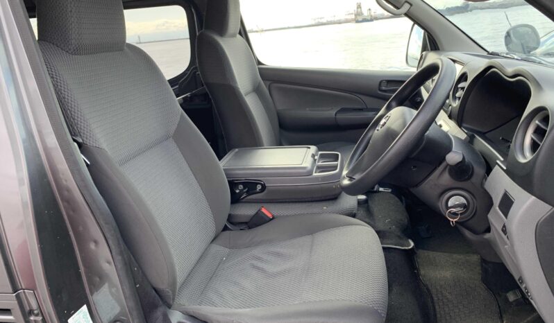 
								2019 Nissan NV350 Caravan DX 2.0G full									