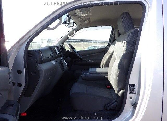 
								2018 Nissan NV350 Caravan DX 2.0G full									