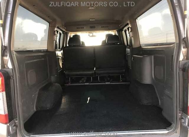 
								2016 Nissan NV350 Caravan Premium 2.5D full									