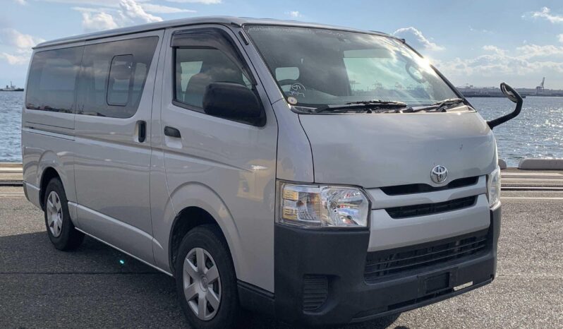
								2017 Toyota Hiace 3.0DX full									