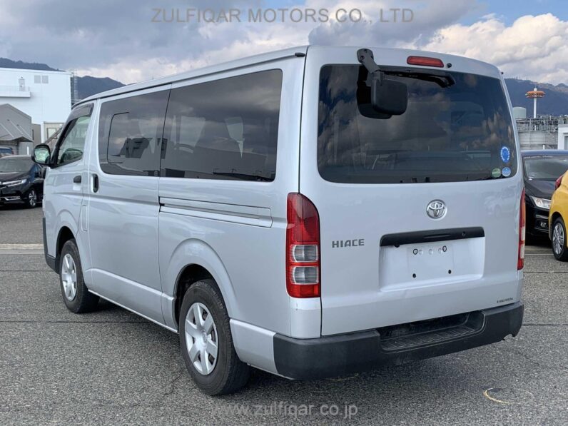 
								2017 Toyota Hiace 3.0DX full									