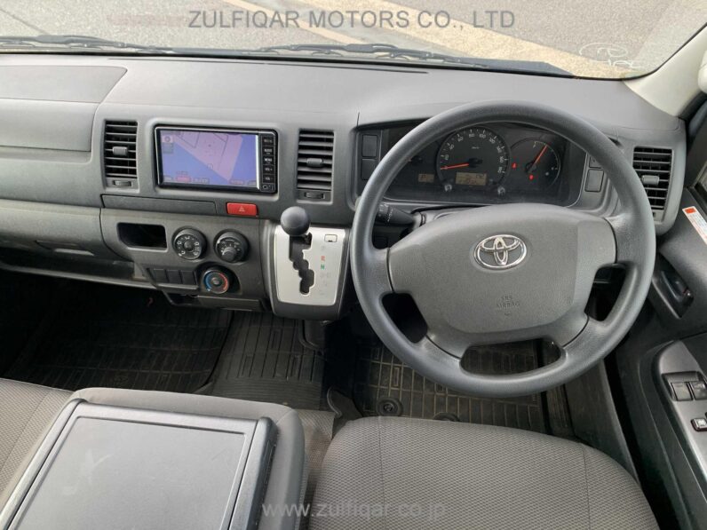 
								2017 Toyota Hiace 3.0DX full									