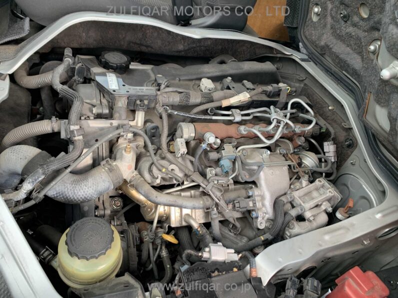 
								2017 Toyota Hiace 3.0DX full									