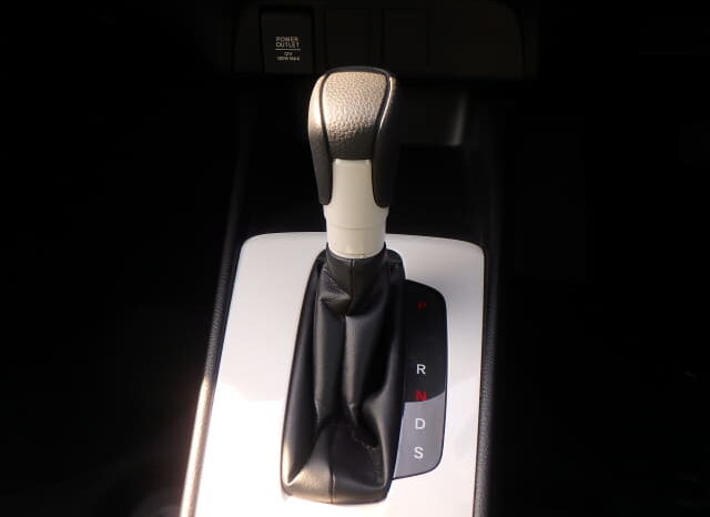 
								2020 Honda Fit 1.3L full									