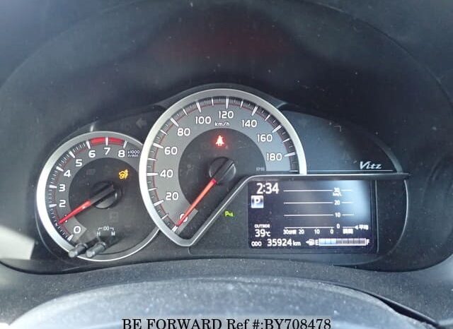 
								2020 Toyota Vitz full									