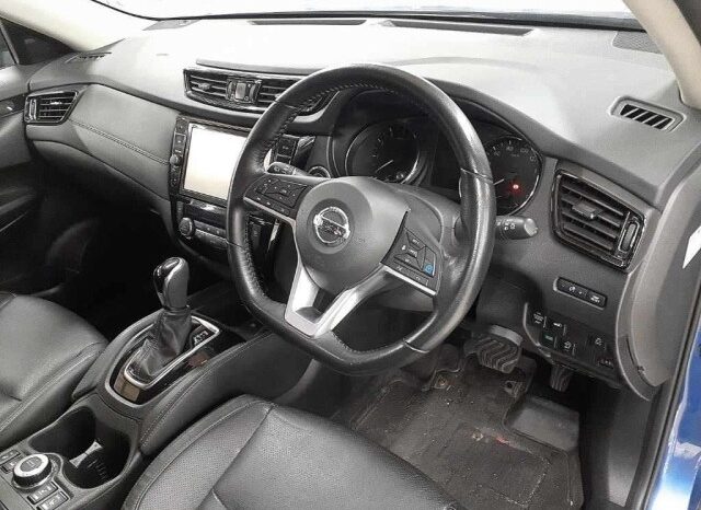 
								2020 Nissan X-Trail full									