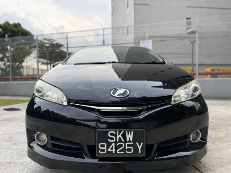 
								2018 Toyota Wish 1.8L (Sunroof, Singapore Spec) full									