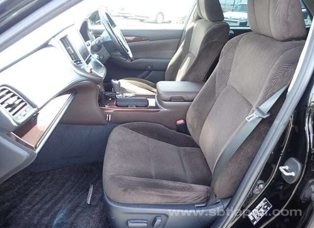 
								2015 Toyota Crown Royal Saloon 2.5L full									