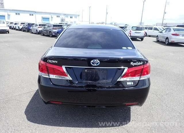 
								2015 Toyota Crown Royal Saloon 2.5L full									