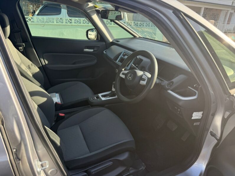 
								2020 Honda Fit Hybrid 1.5L eHEV full									