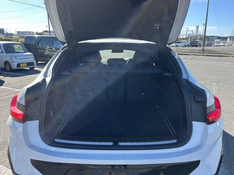 
								2022 BMW X4 M Competition full									