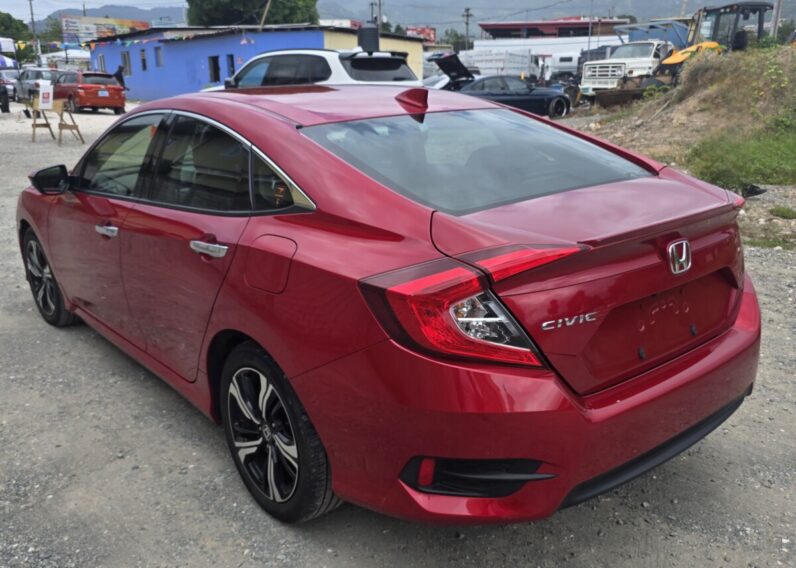 
								2019 Honda Civic Touring 2.0L i-Vtech full									