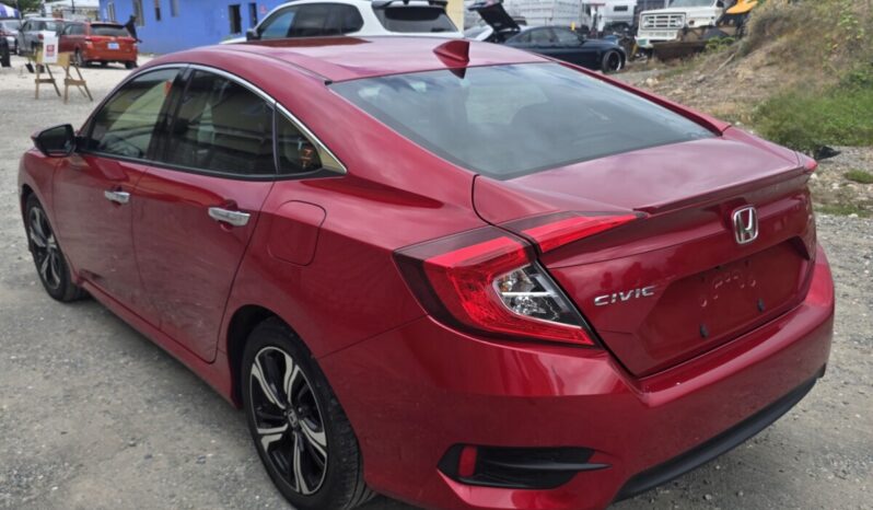 
								2019 Honda Civic Touring 2.0L i-Vtech full									