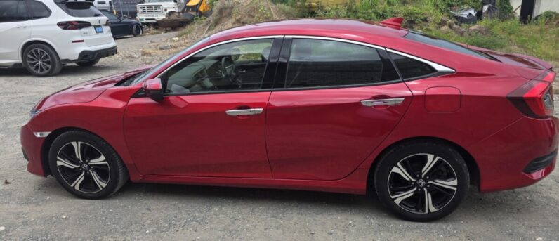 
								2019 Honda Civic Touring 2.0L i-Vtech full									