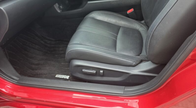 
								2019 Honda Civic Touring 2.0L i-Vtech full									