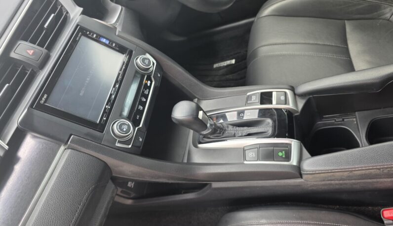 
								2019 Honda Civic Touring 2.0L i-Vtech full									