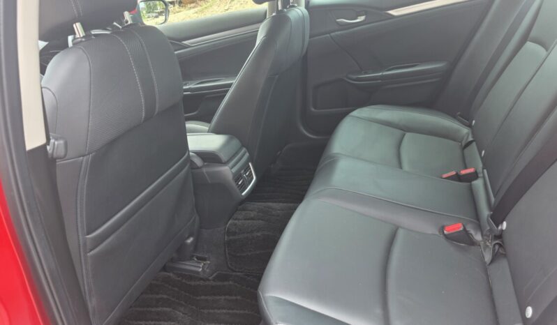 
								2019 Honda Civic Touring 2.0L i-Vtech full									