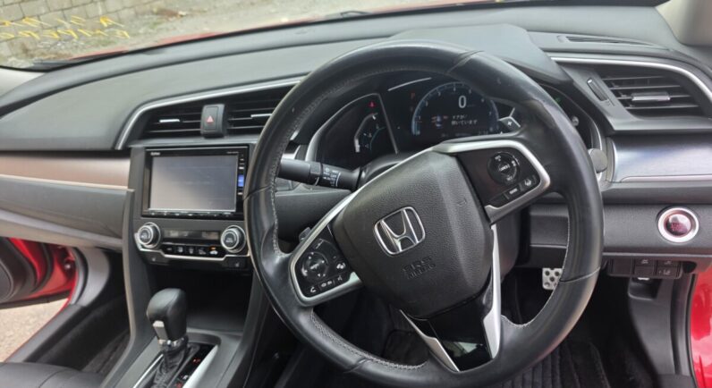 
								2019 Honda Civic Touring 2.0L i-Vtech full									