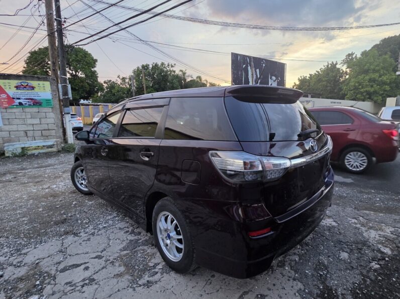 
								2016 Toyota Wish 1.8L VVT-I full									