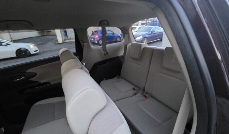 
								2016 Toyota Wish 1.8L VVT-I full									