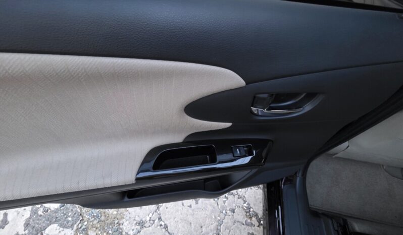 
								2016 Toyota Wish 1.8L VVT-I full									
