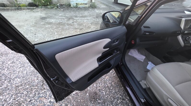 
								2016 Toyota Wish 1.8L VVT-I full									