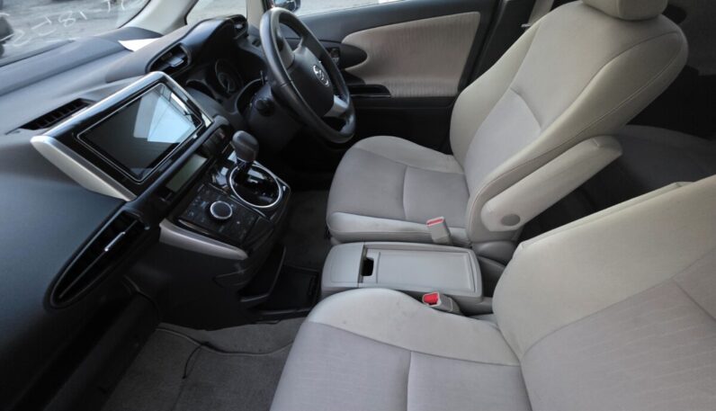
								2016 Toyota Wish 1.8L VVT-I full									