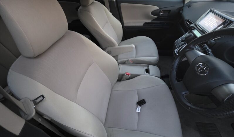 
								2016 Toyota Wish 1.8L VVT-I full									