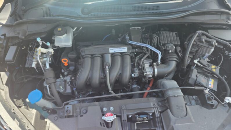 
								2020 Honda Vezel 1.5L Hybrid full									