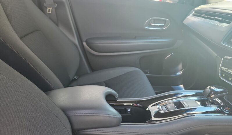 
								2020 Honda Vezel 1.5L Hybrid full									