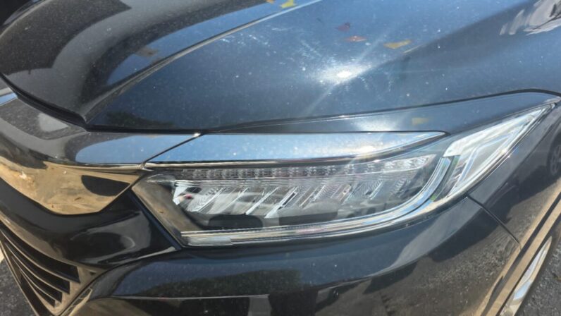 
								2020 Honda Vezel 1.5L Hybrid full									
