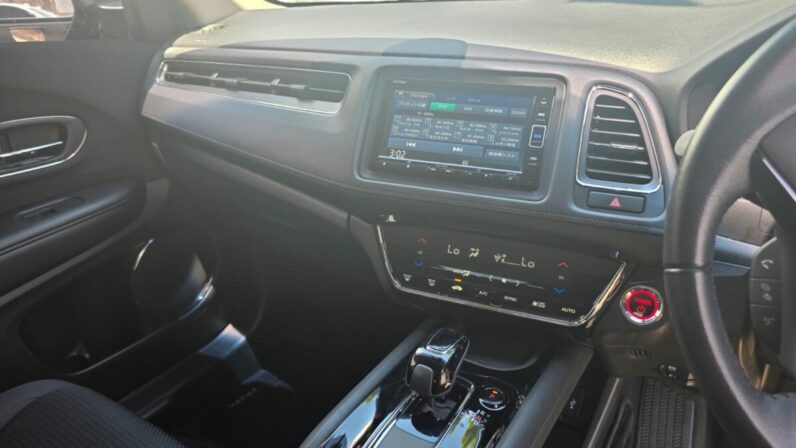 
								2020 Honda Vezel 1.5L Hybrid full									