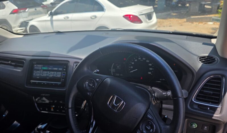 
								2020 Honda Vezel 1.5L Hybrid full									