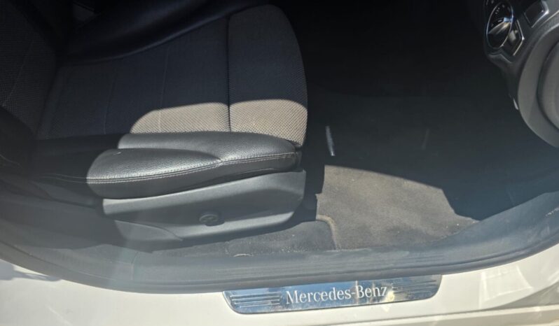 
								2015 Mercedes Benz C200 full									