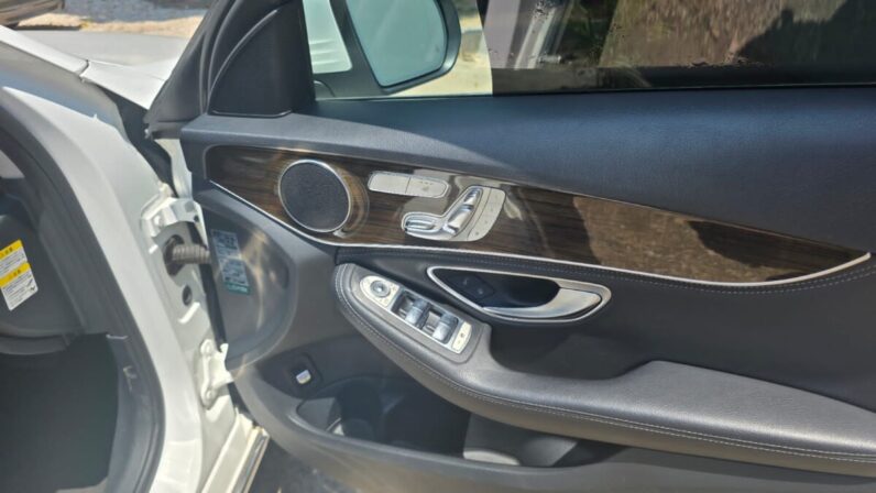 
								2015 Mercedes Benz C200 full									