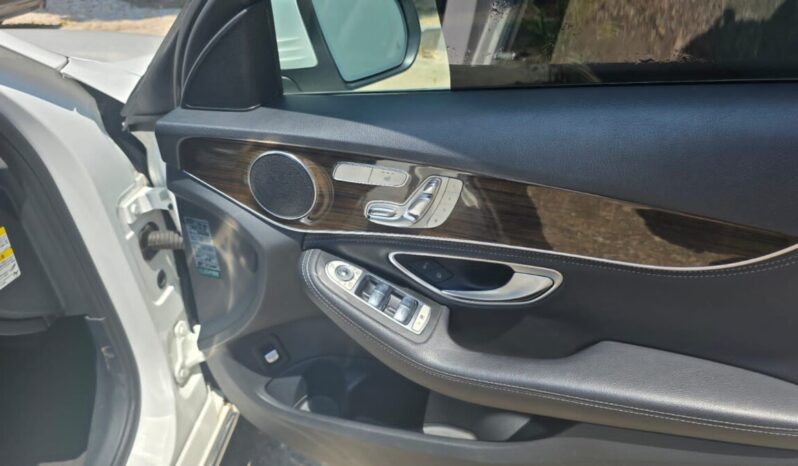 
								2015 Mercedes Benz C200 full									