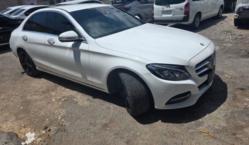 
								2015 Mercedes Benz C200 full									