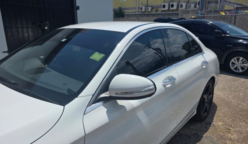 
								2015 Mercedes Benz C200 full									