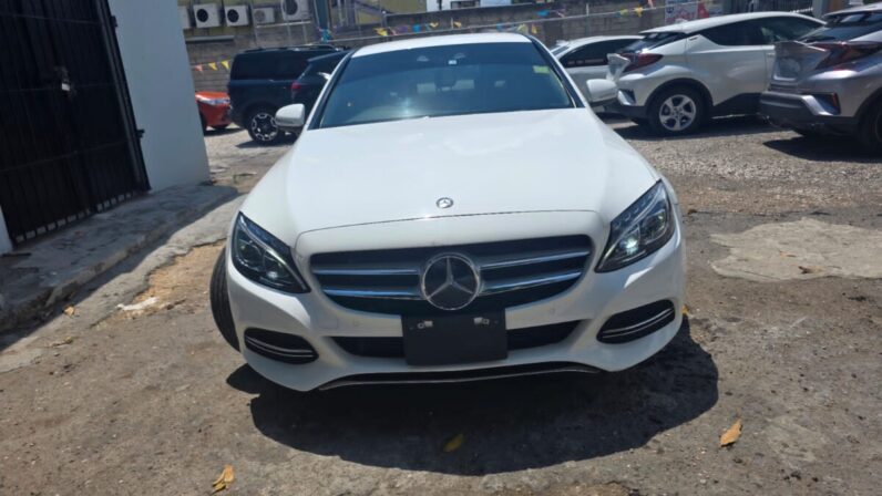
								2015 Mercedes Benz C200 full									