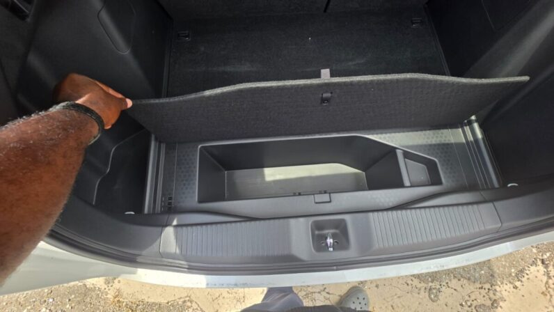 
								2021 Honda Vezel 1.5L eHEV Z full									