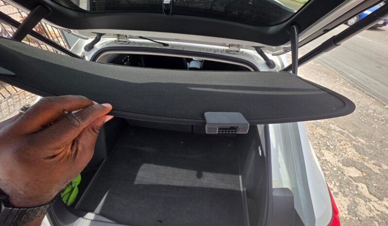 
								2021 Honda Vezel 1.5L eHEV Z full									