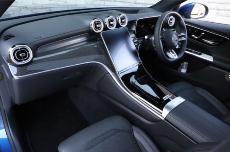 
								2024 Mercedes Benz GLC 63s E Performance full									