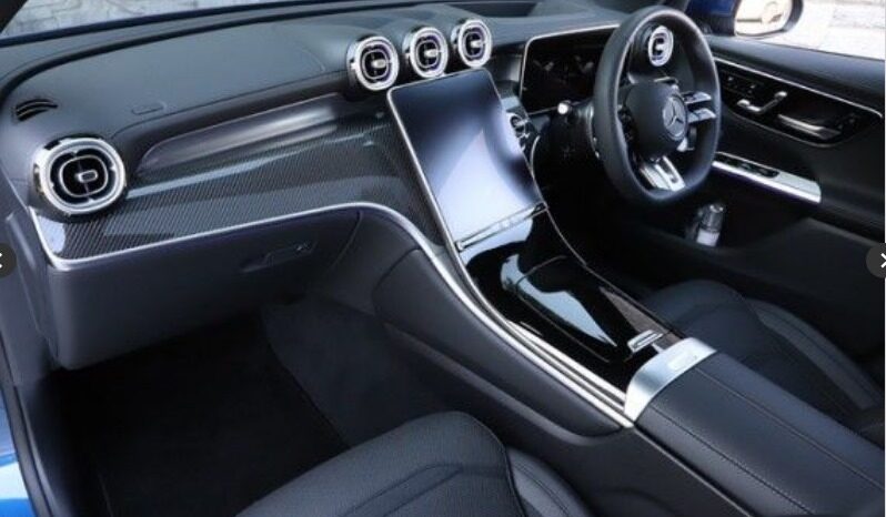 
								2024 Mercedes Benz GLC 63s E Performance full									