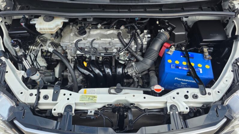 
								2017 Toyota Noah SI 2.0 full									