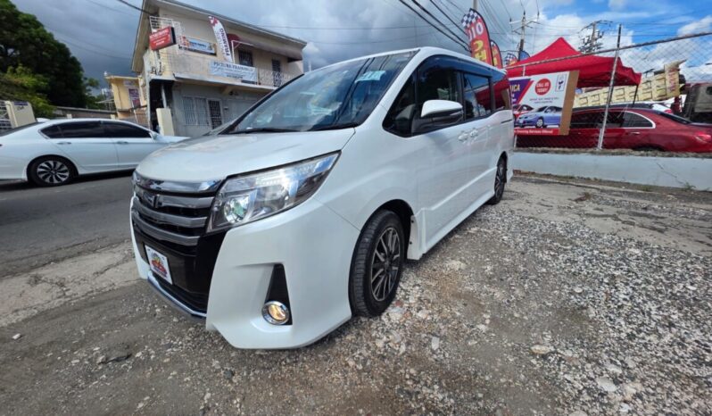 
								2017 Toyota Noah SI 2.0 full									