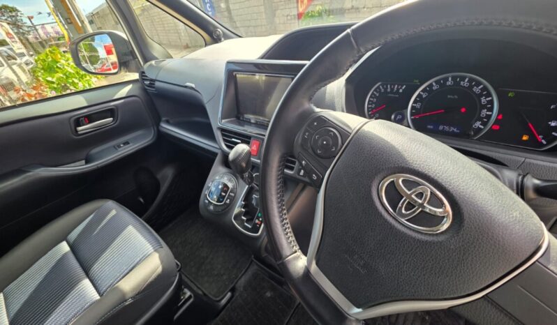 
								2017 Toyota Noah SI 2.0 full									