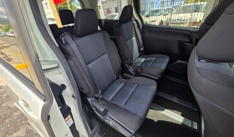 
								2017 Toyota Noah SI 2.0 full									