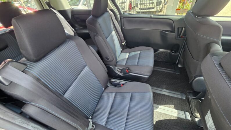 
								2017 Toyota Noah SI 2.0 full									