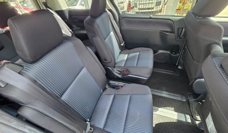 
								2017 Toyota Noah SI 2.0 full									