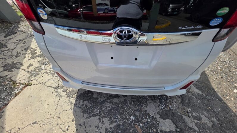 
								2017 Toyota Noah SI 2.0 full									